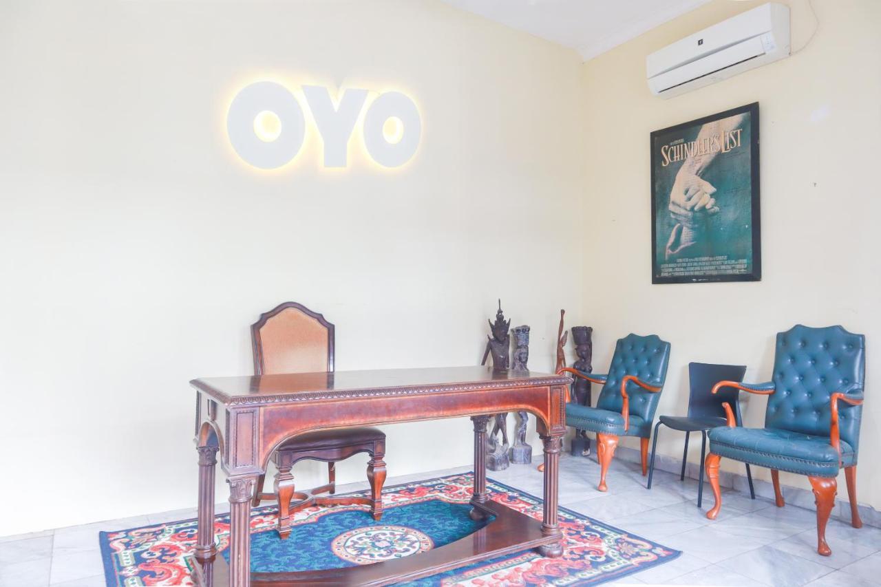 Oyo 2196 Ss Homes Джакарта Екстер'єр фото
